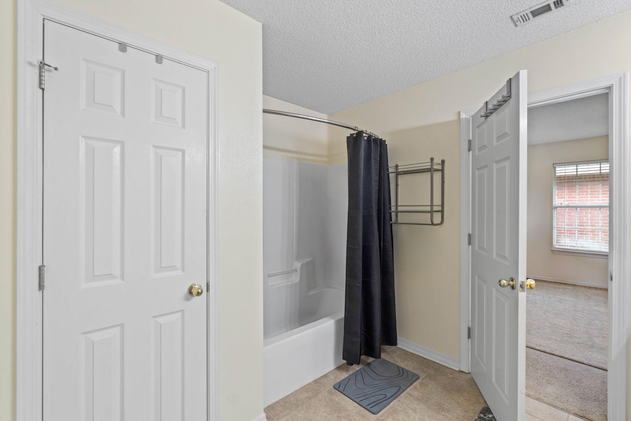 EMERALD VILLAGE S/D - Residential