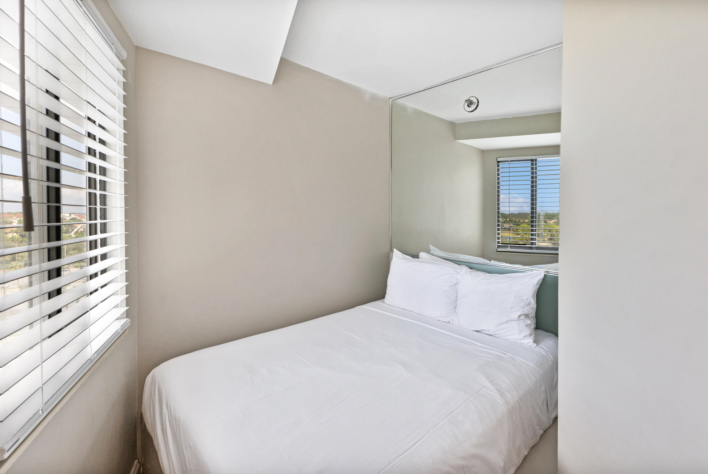 BEACHSIDE 2 CONDO - Residential