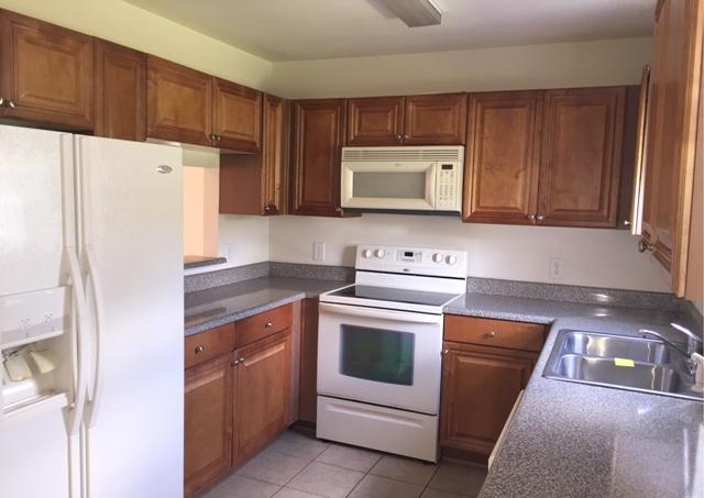 EAGLES LANDING T/H - Residential