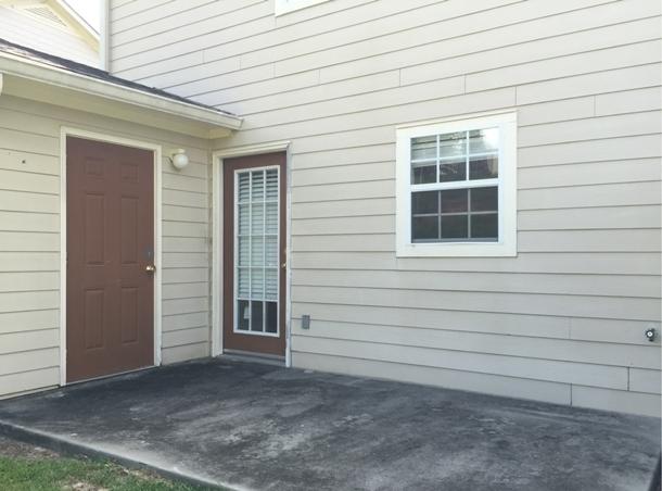 EAGLES LANDING T/H - Residential