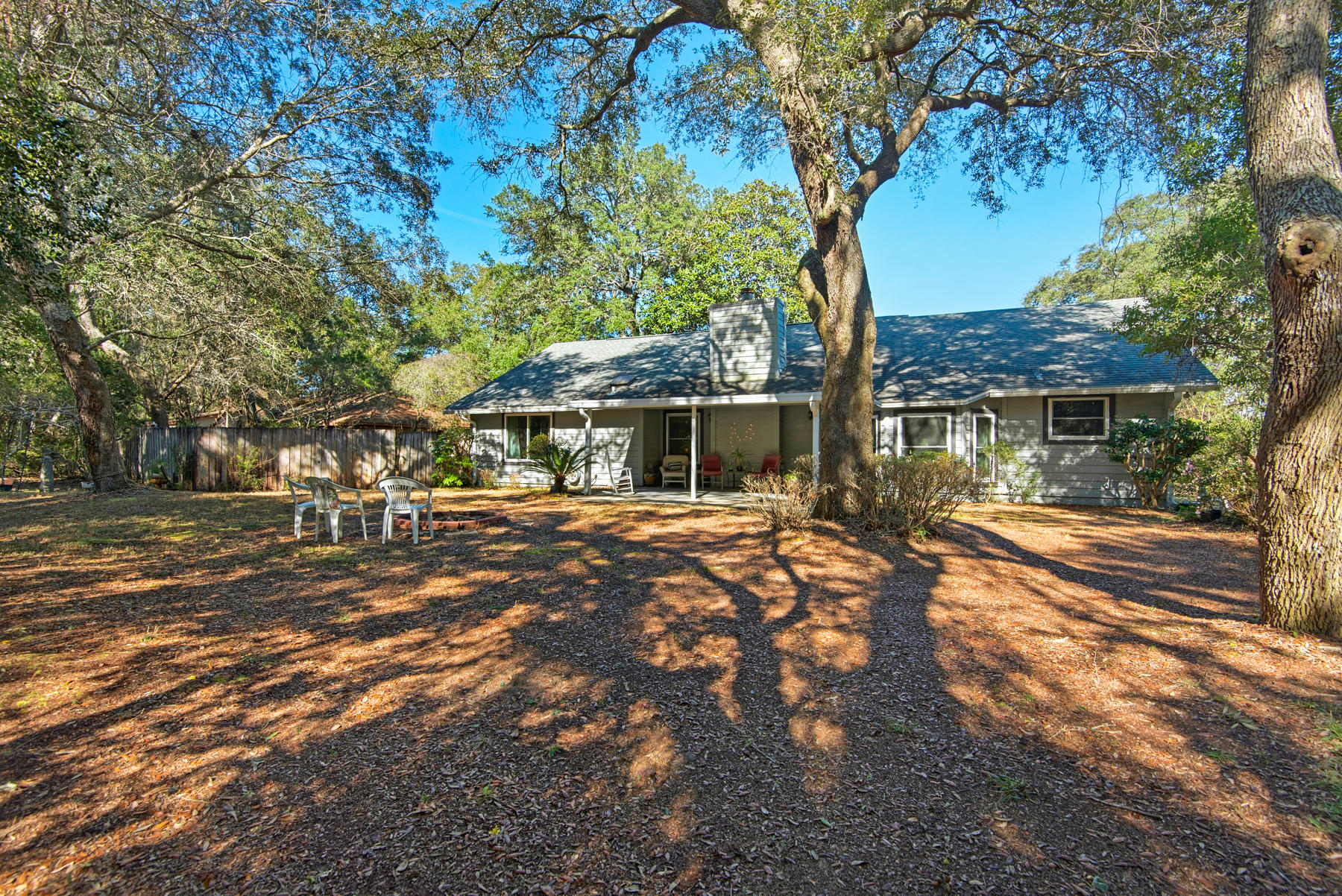 CARIBBEAN VILLAGE S UNIT 1 LOT 39 BLK B - Residential