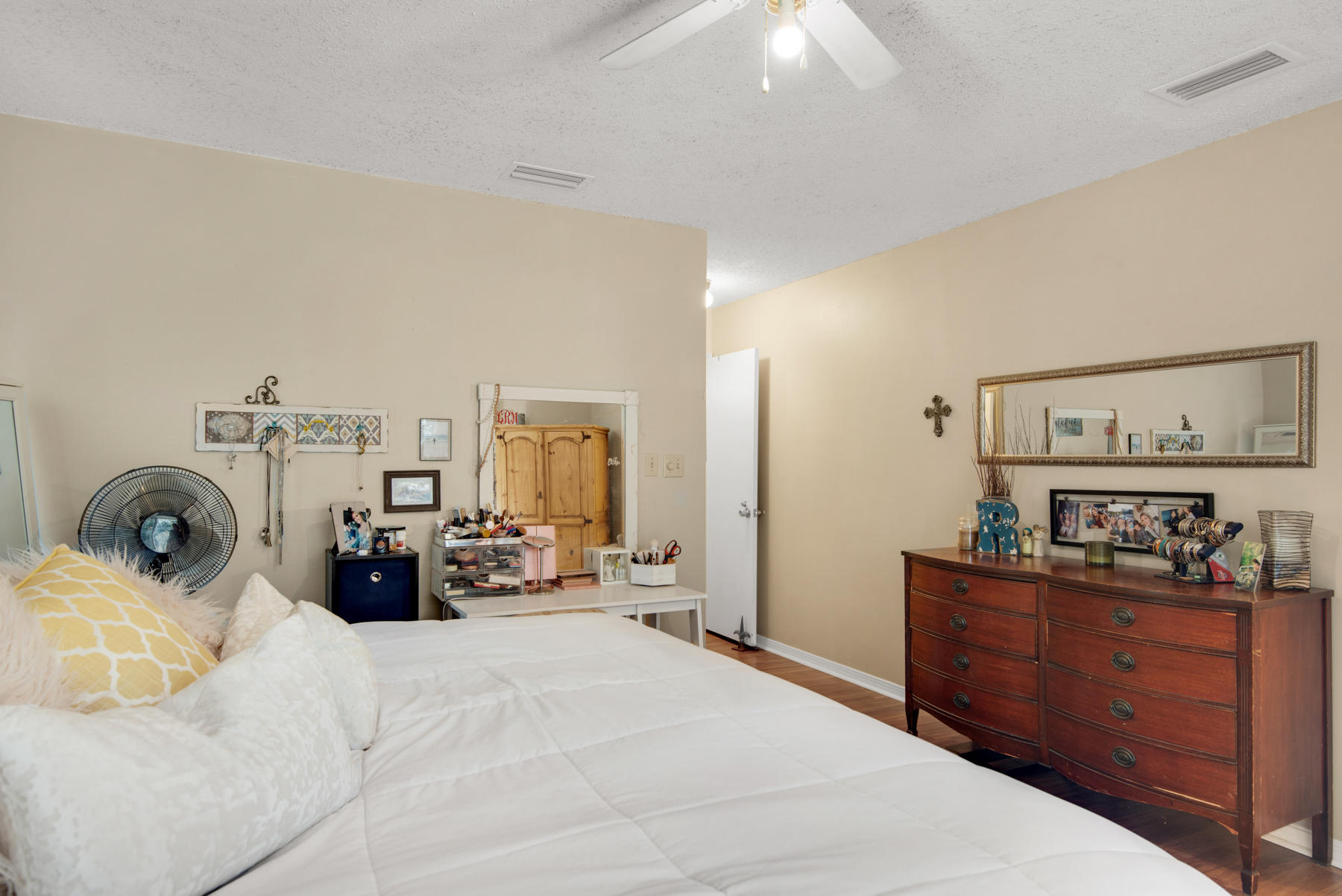 CARIBBEAN VILLAGE S UNIT 1 LOT 39 BLK B - Residential