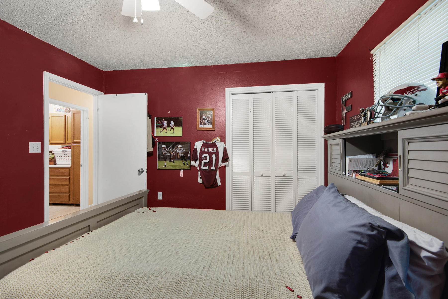 CARIBBEAN VILLAGE S UNIT 1 LOT 39 BLK B - Residential