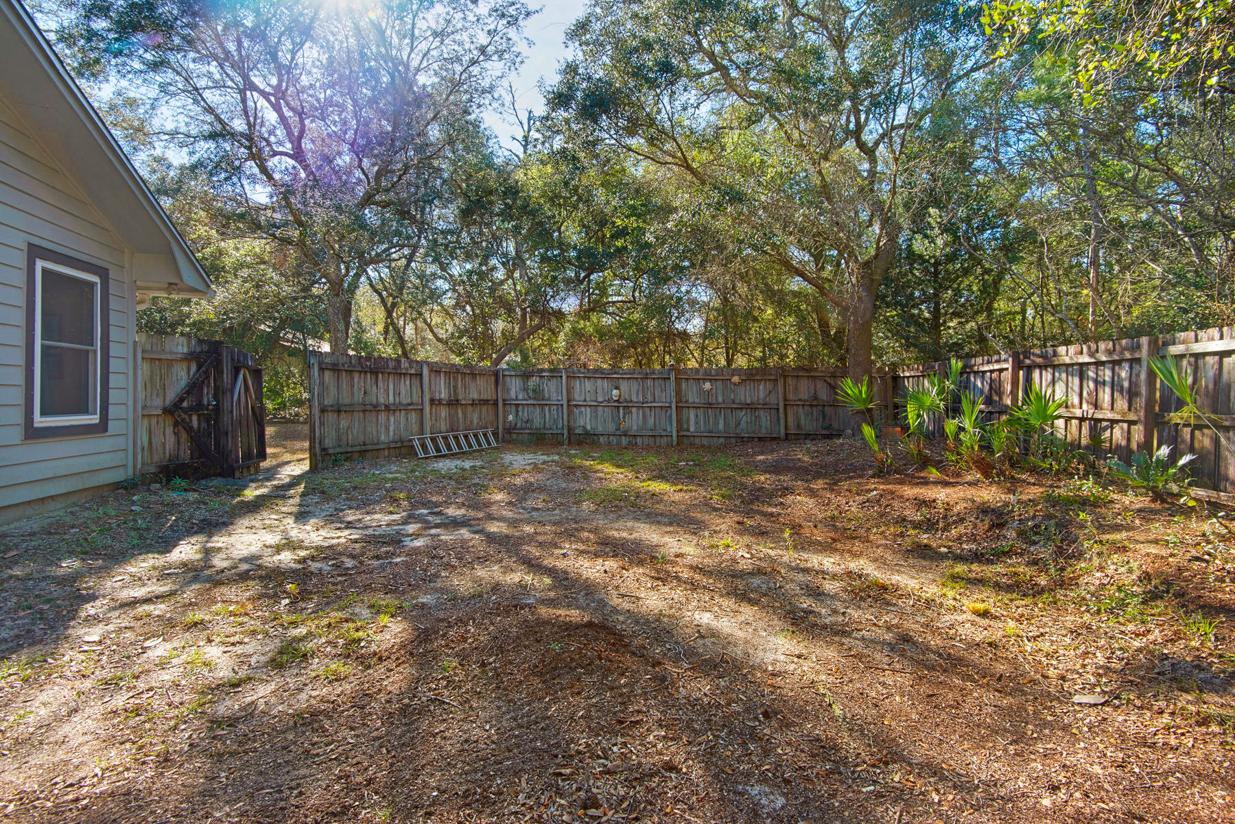 CARIBBEAN VILLAGE S UNIT 1 LOT 39 BLK B - Residential