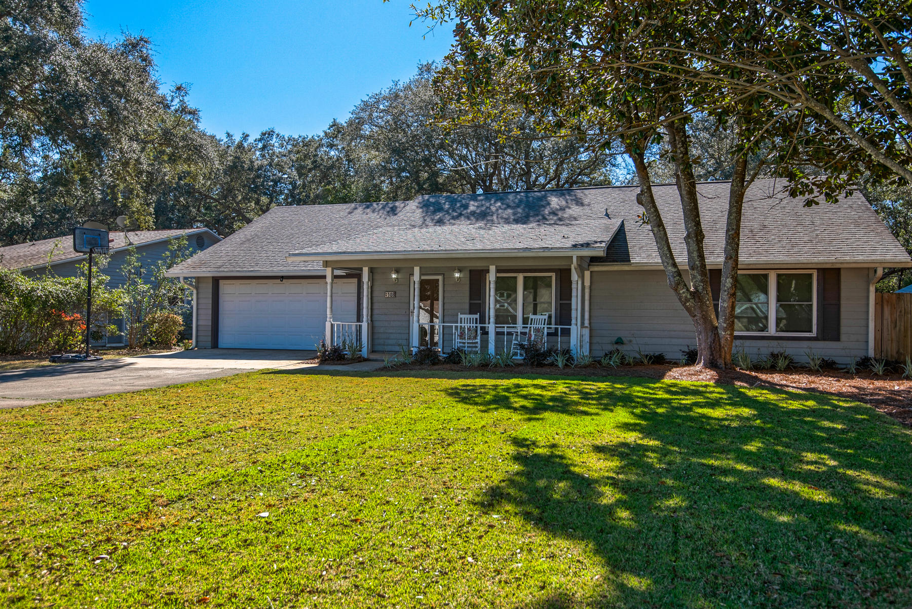 CARIBBEAN VILLAGE S UNIT 1 LOT 39 BLK B - Residential