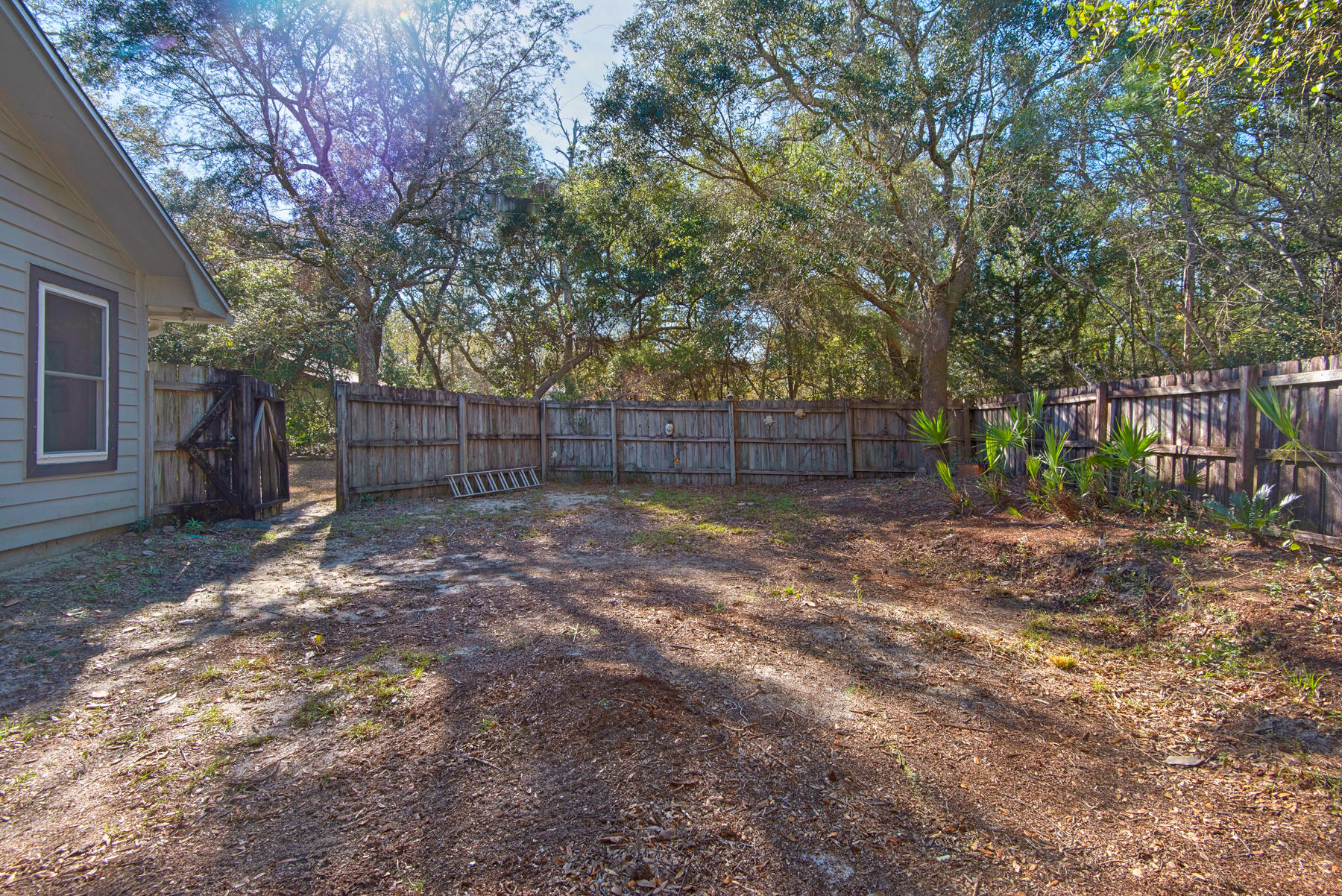 CARIBBEAN VILLAGE S UNIT 1 LOT 39 BLK B - Residential