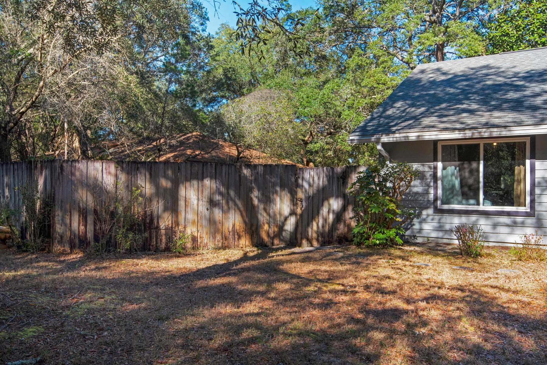 CARIBBEAN VILLAGE S UNIT 1 LOT 39 BLK B - Residential