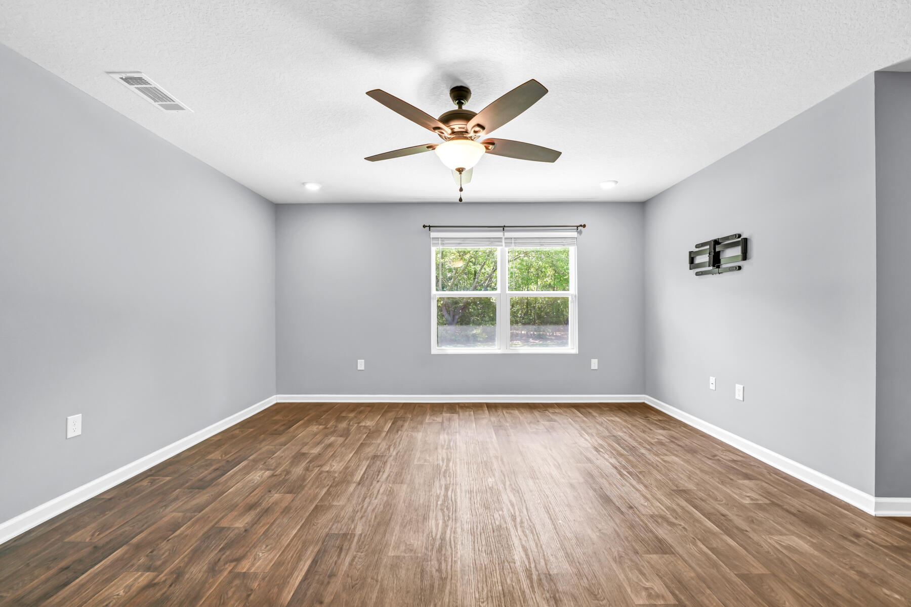 ASHTIN ESTATES - Residential