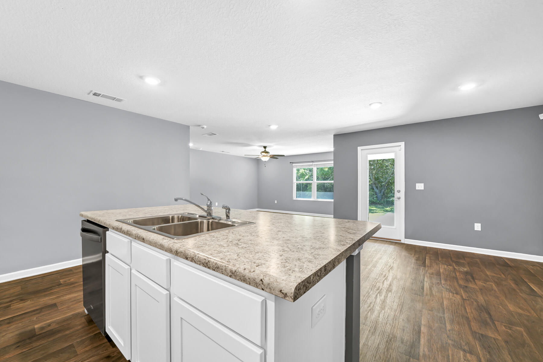 ASHTIN ESTATES - Residential