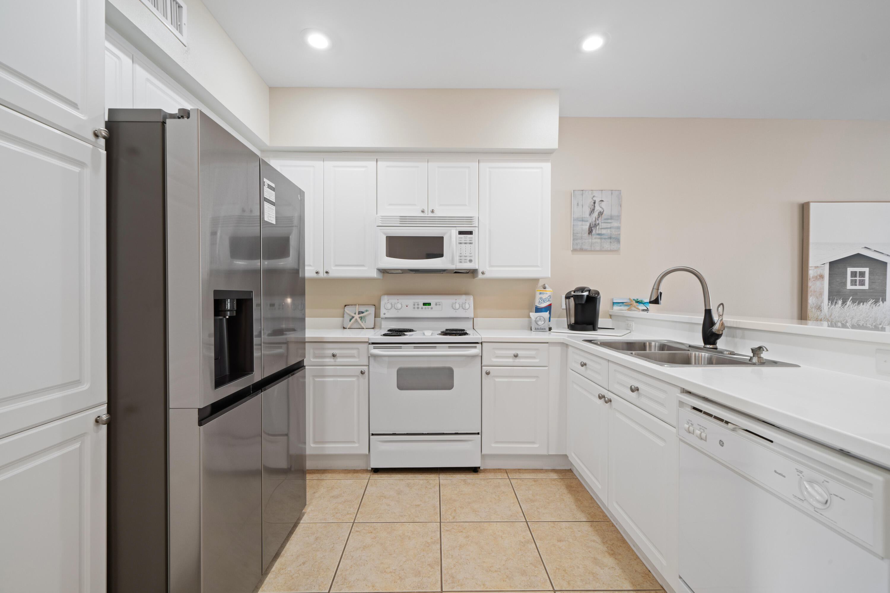 VILLAGE AT BLUE MOUNTAIN BEACH - Residential