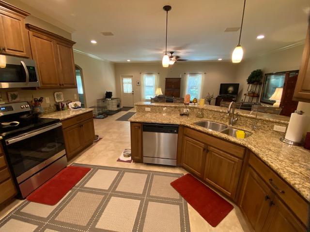 ELLIOTTS POINT 4TH ADDN - Residential