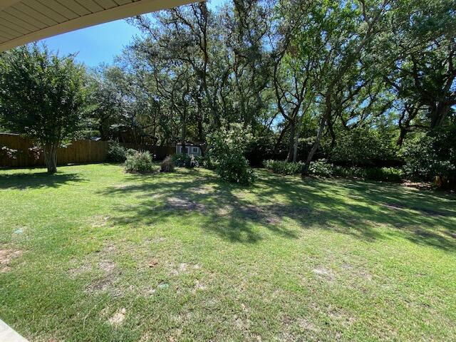 ELLIOTTS POINT 4TH ADDN - Residential