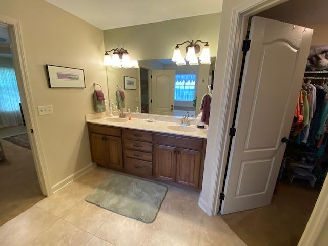 ELLIOTTS POINT 4TH ADDN - Residential