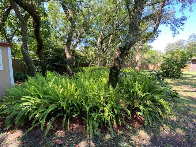 ELLIOTTS POINT 4TH ADDN - Residential