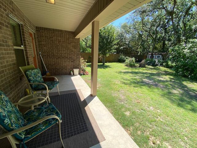 ELLIOTTS POINT 4TH ADDN - Residential