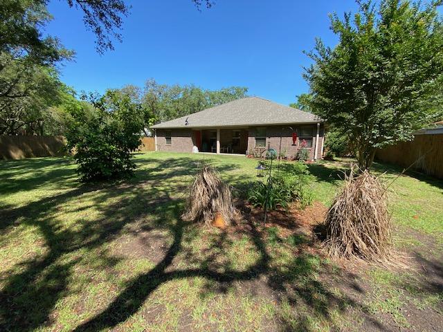 ELLIOTTS POINT 4TH ADDN - Residential