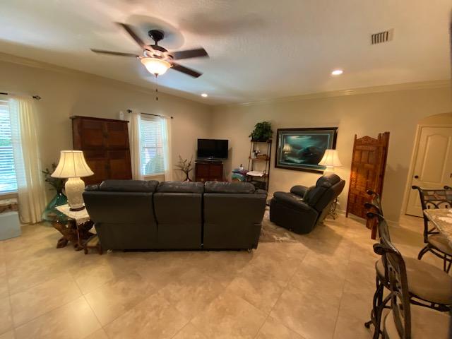 ELLIOTTS POINT 4TH ADDN - Residential