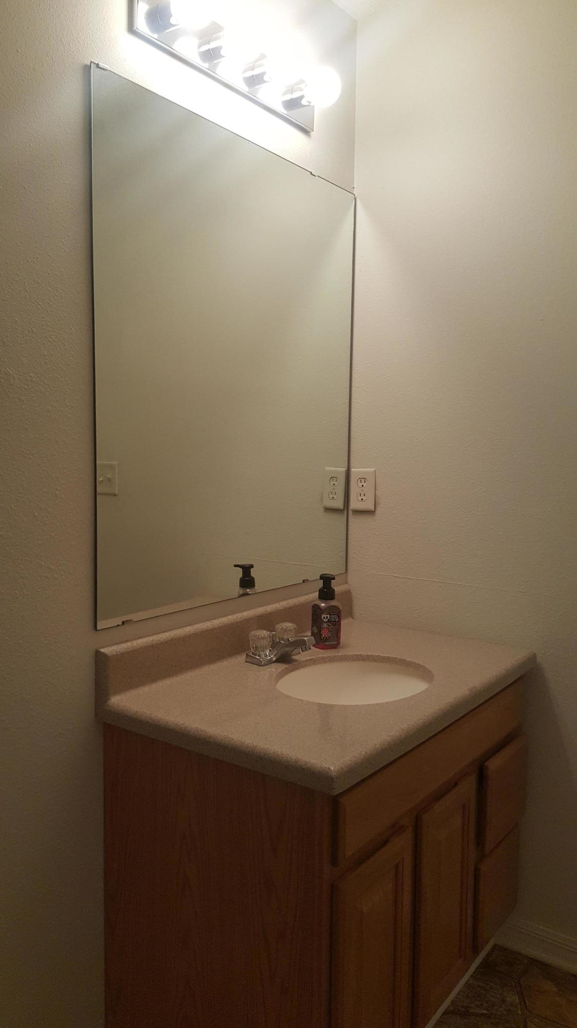 SANTA ROSA OAKS CONDOMINIUM - Residential