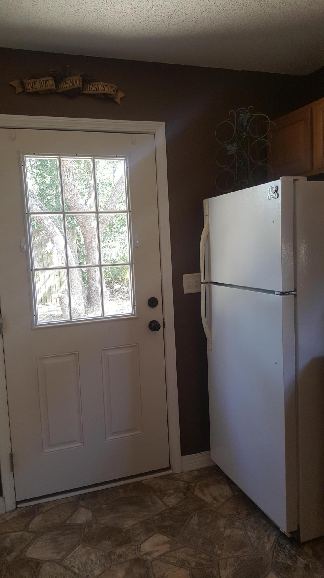 SANTA ROSA OAKS CONDOMINIUM - Residential