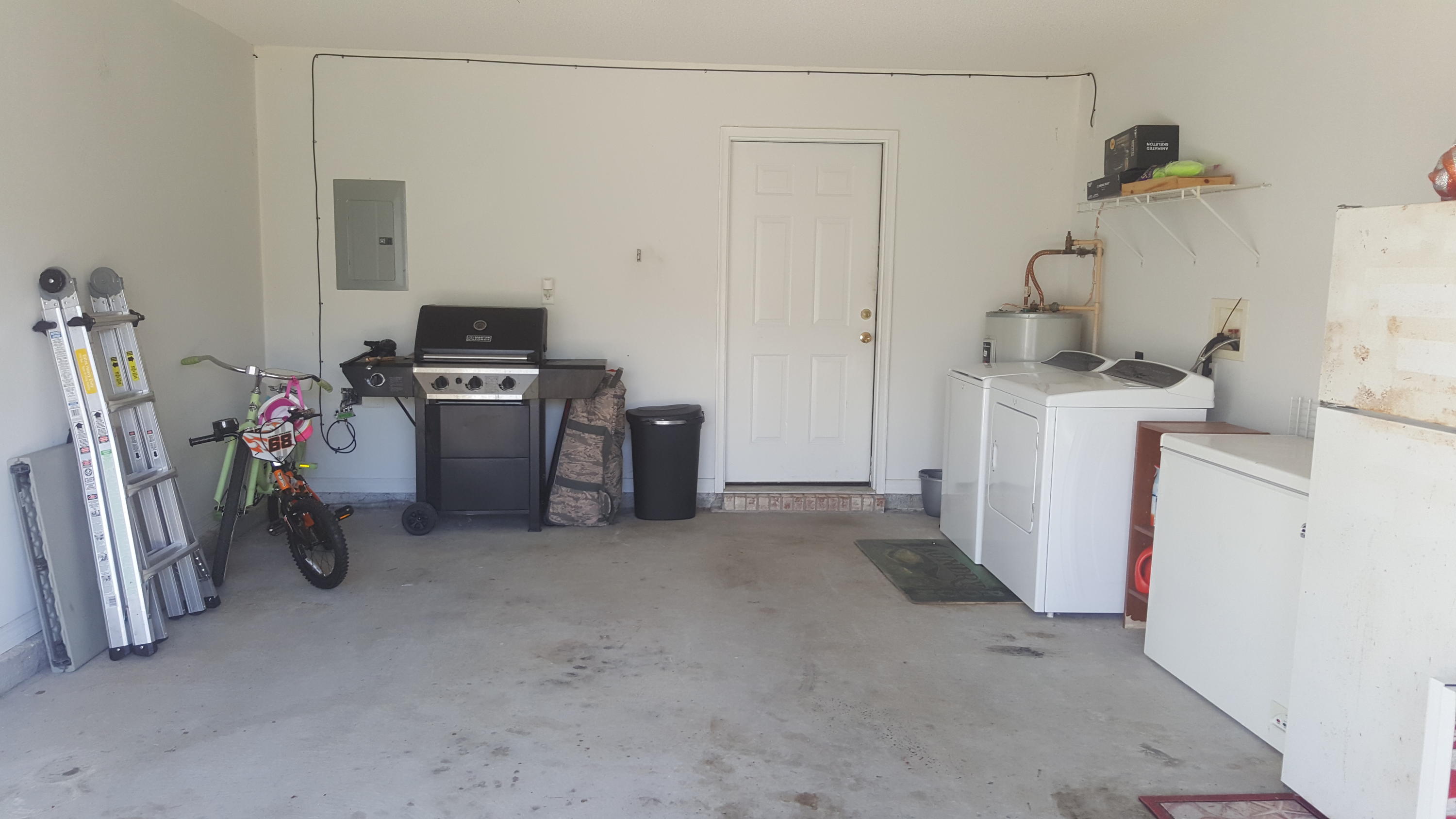 SANTA ROSA OAKS CONDOMINIUM - Residential