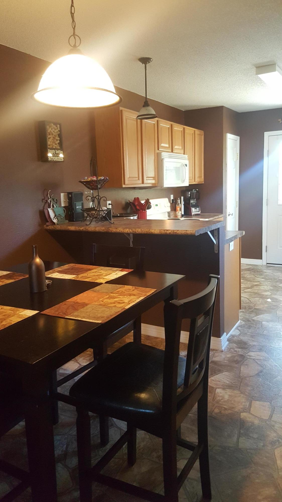 SANTA ROSA OAKS CONDOMINIUM - Residential