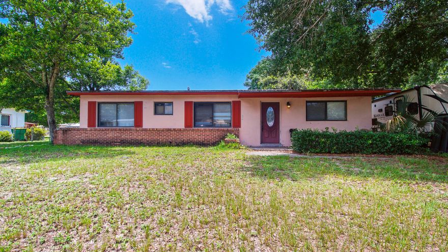 Fix & flip or investment opportunity with this 3 Bedroom 2 Bath home in Mary Esther.  This spacious 1978 sq ft home includes a bonus room that can be used as a 4th bedroom, office, fitness room, etc.   The lot is .18 acres and includes a fenced in backyard. Home is near Bryn Mawr Park offering a playground, picnic area, and sports recreation.  Kitchen renovated with new cabinets and soft close drawers. This home needs extensive work and TLC, CASH BUYERS ONLY please.