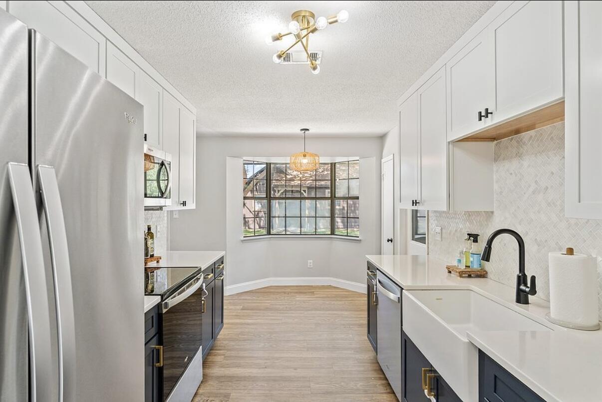 BAY CLIFF ESTATES - Residential