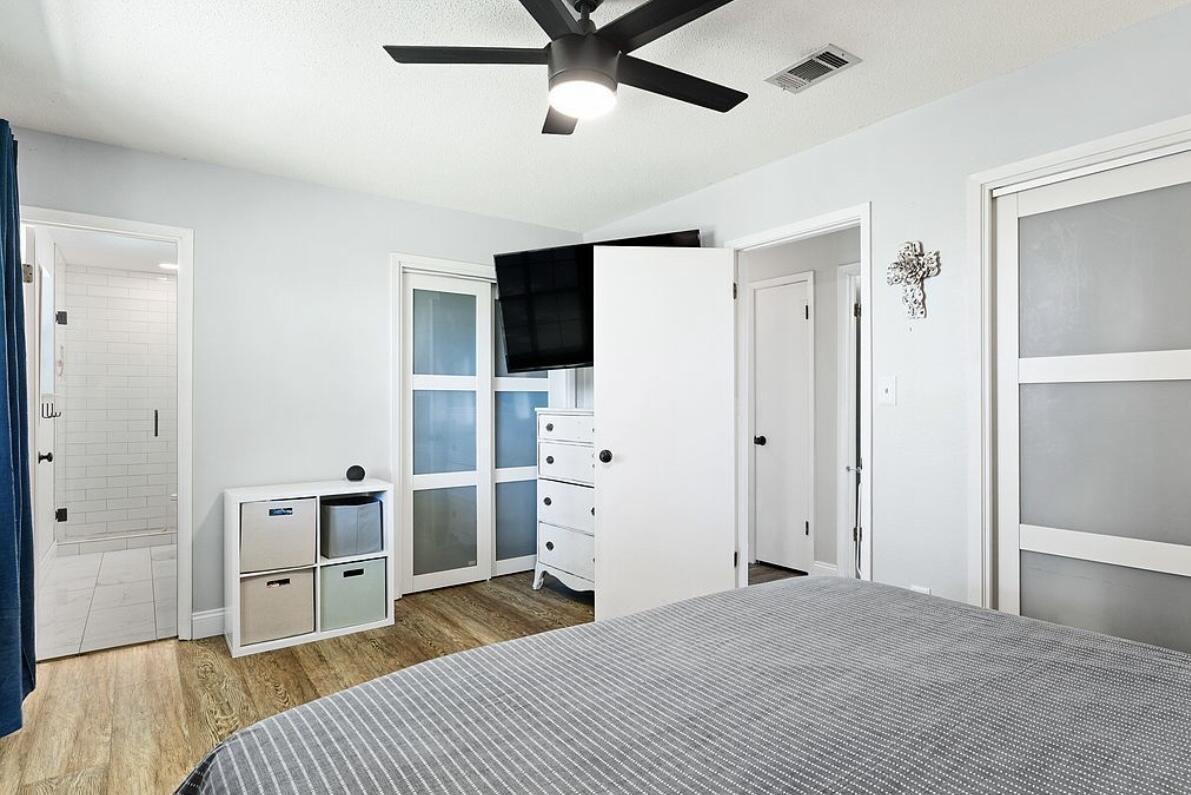 BAY CLIFF ESTATES - Residential