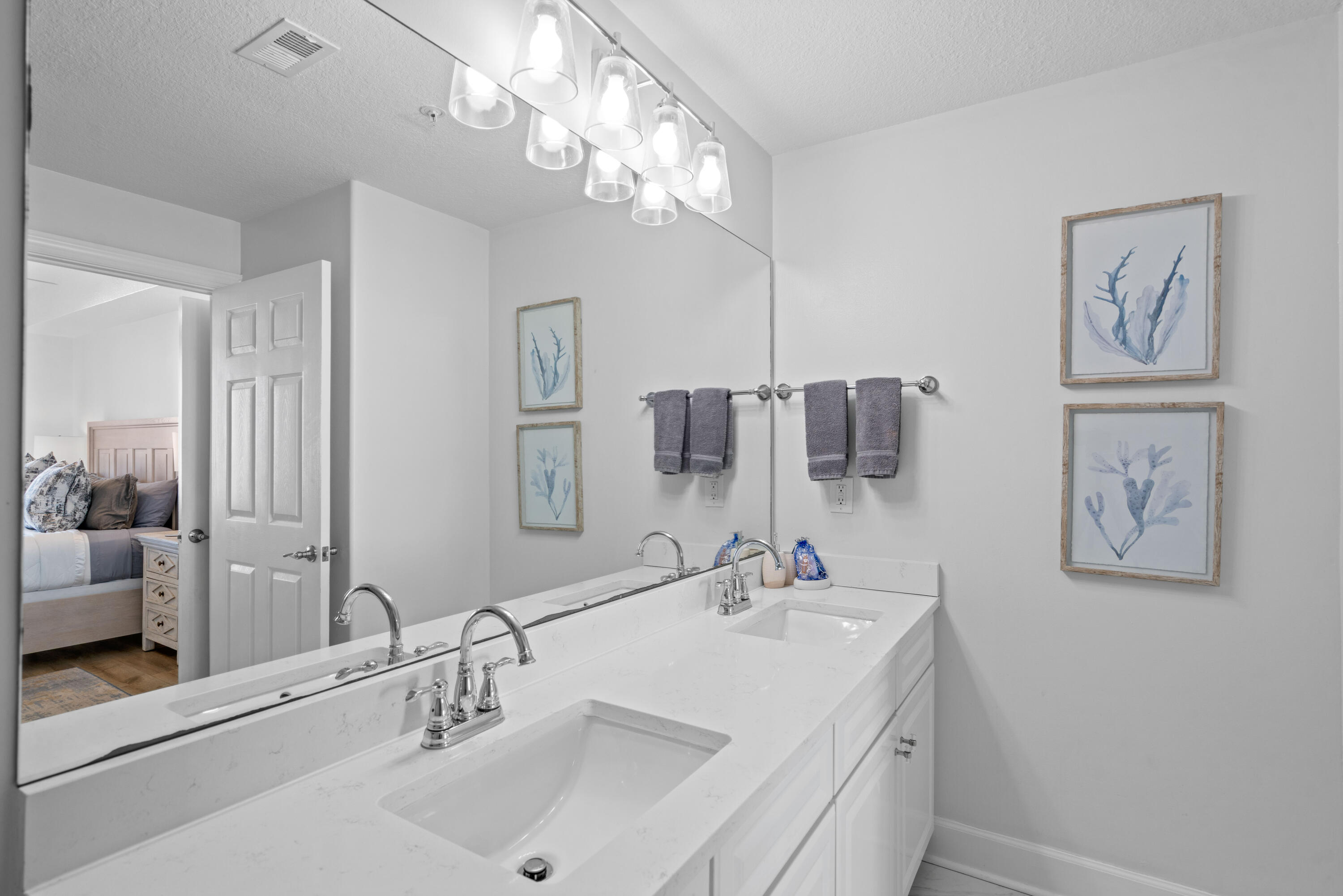 OCEAN RITZ - Residential