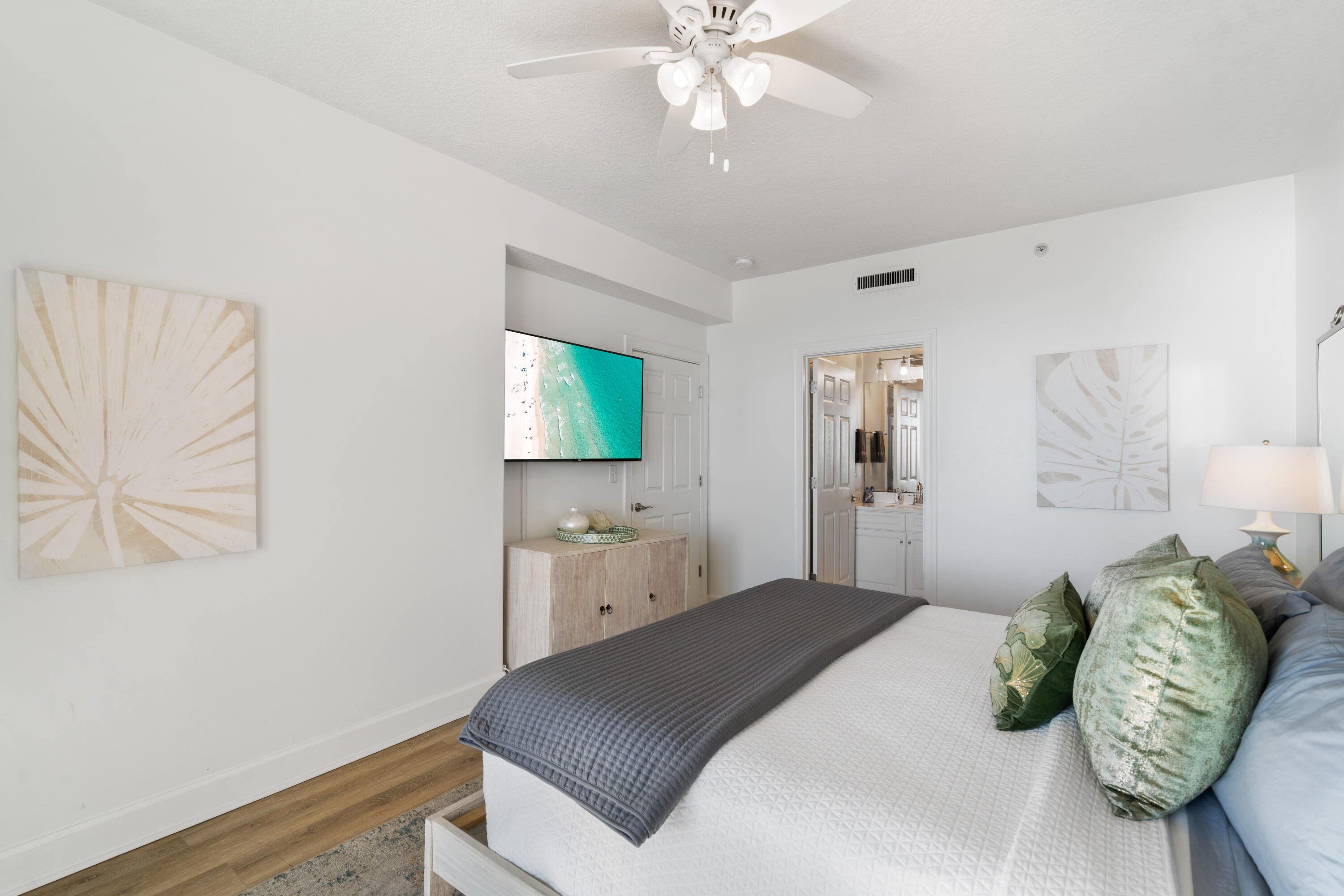 OCEAN RITZ - Residential