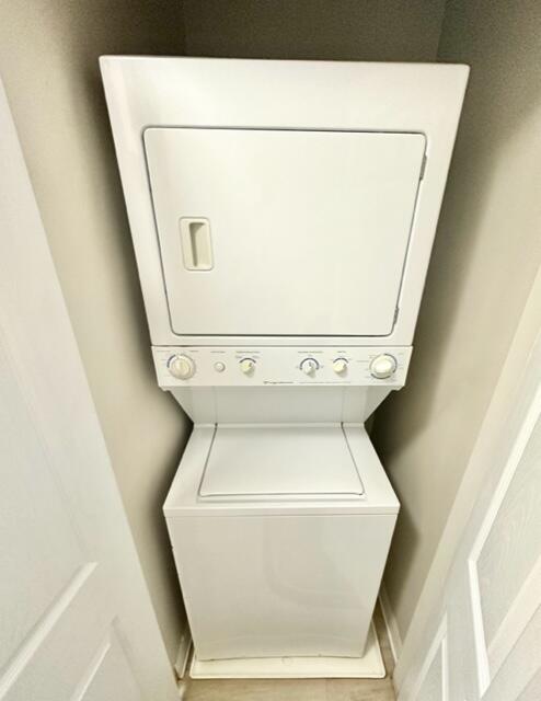 COMMODORES LANDING - Residential Lease