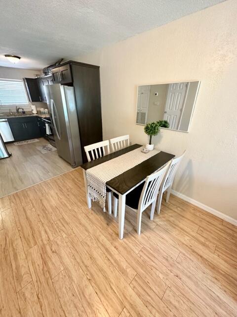 COMMODORES LANDING - Residential Lease