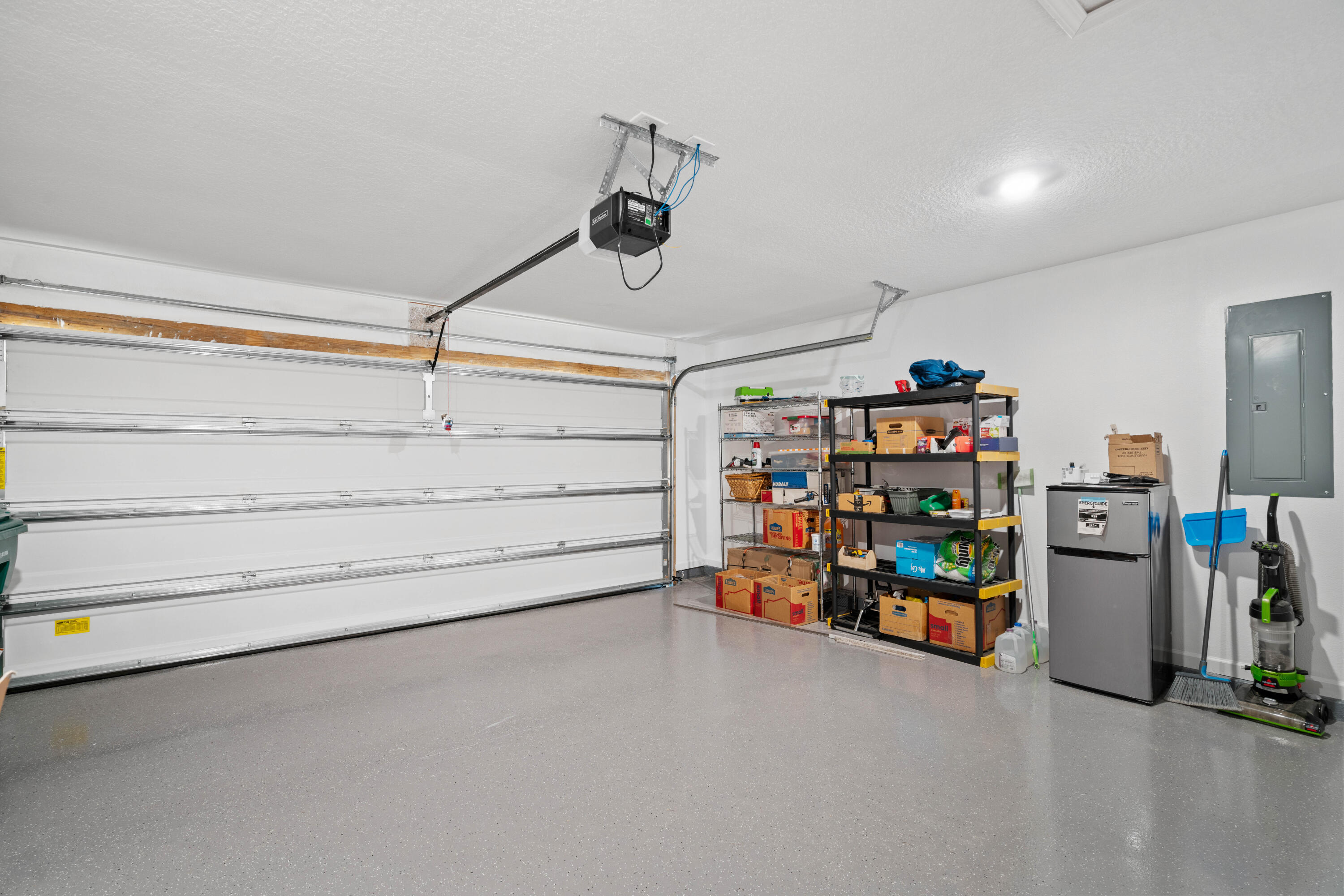 ASHTON PARK - Residential