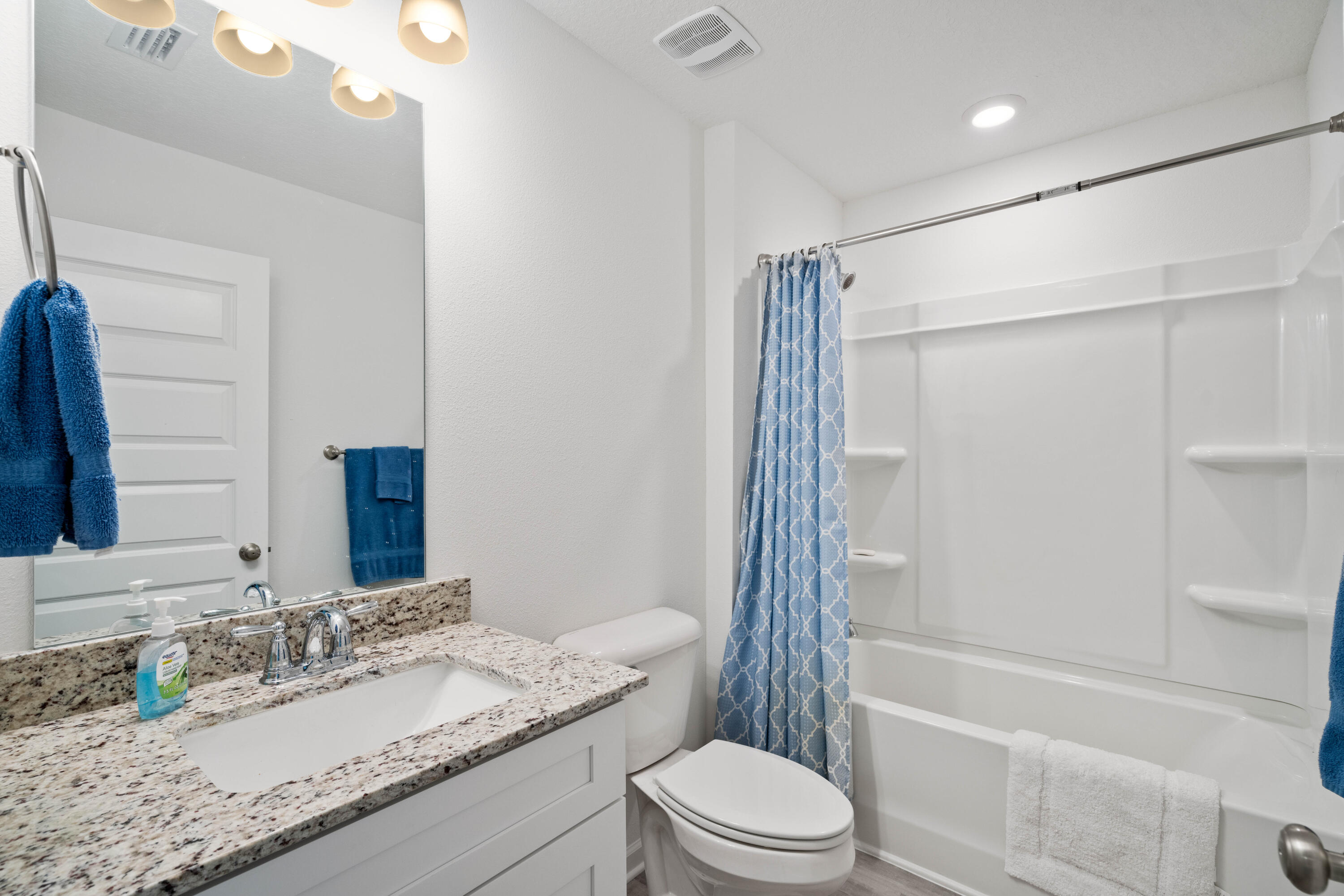 ASHTON PARK - Residential