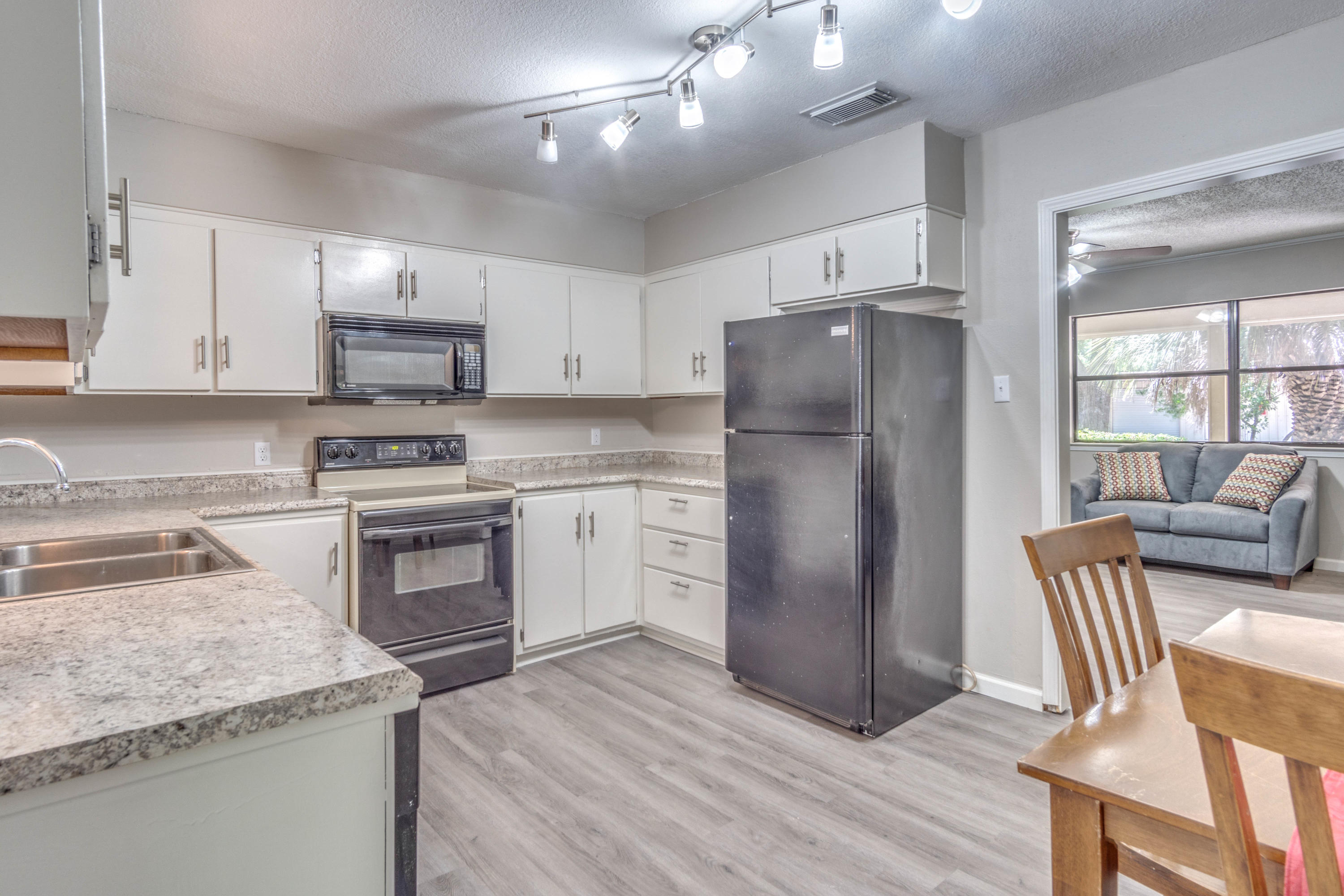 EAST NICEVILLE FIRE (District 15) - Residential