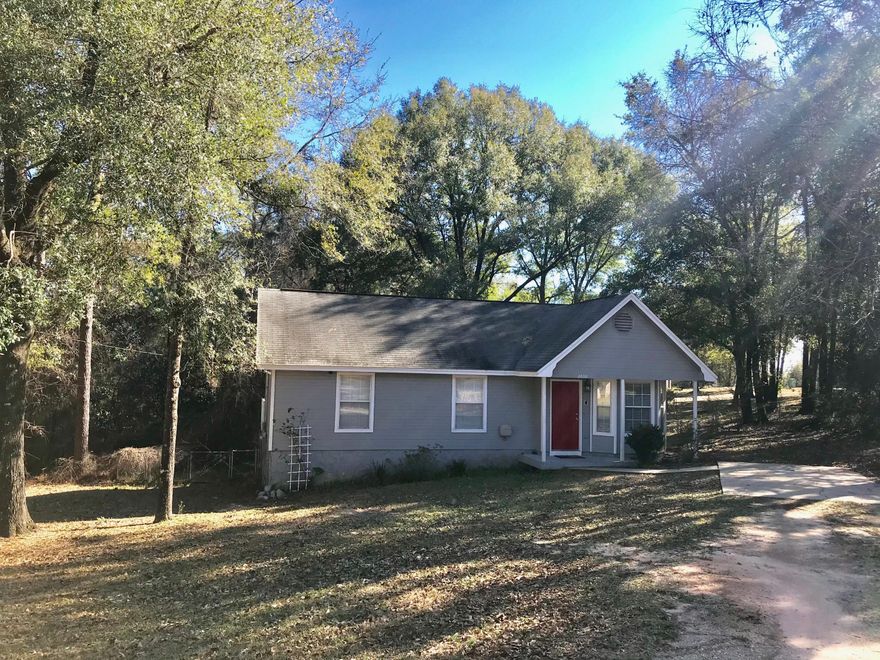 Great 3 bedroom 2 bath awaiting for its new family to call it home. Some of the features are tiled floors, built in central vacuum, alarm system with cameras and a large fence in backyard for the kids to play in. Located within a few minutes of multiple grocery stores and easy commute to the local bases this home meets all your needs. Updated bathroom vanities and a step in shower in the master are just a couple of the reasons that will have you loving your Home-Sweet-Home. Schedule your showing today.