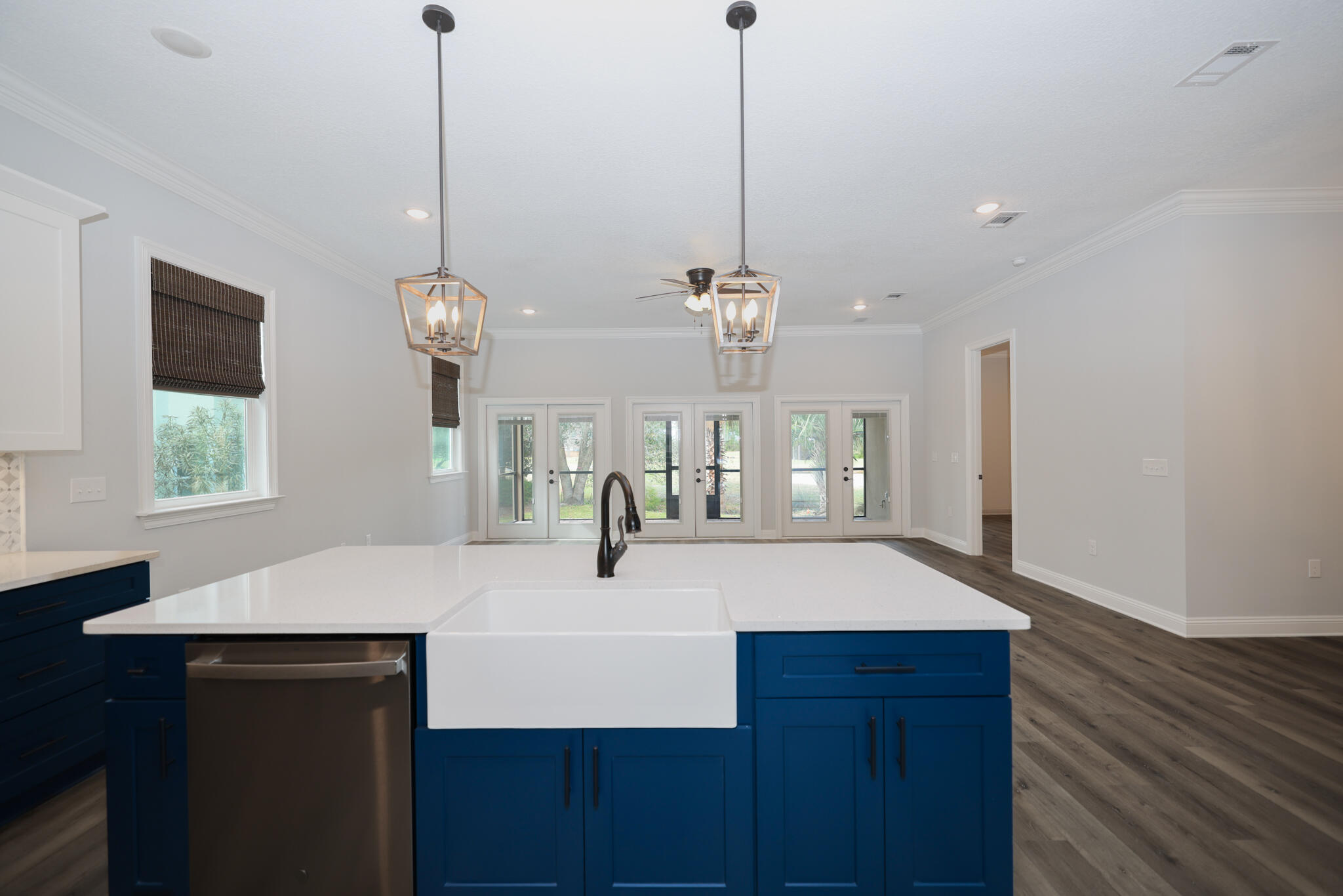 27-1S-22-1554-0000-002A - Residential