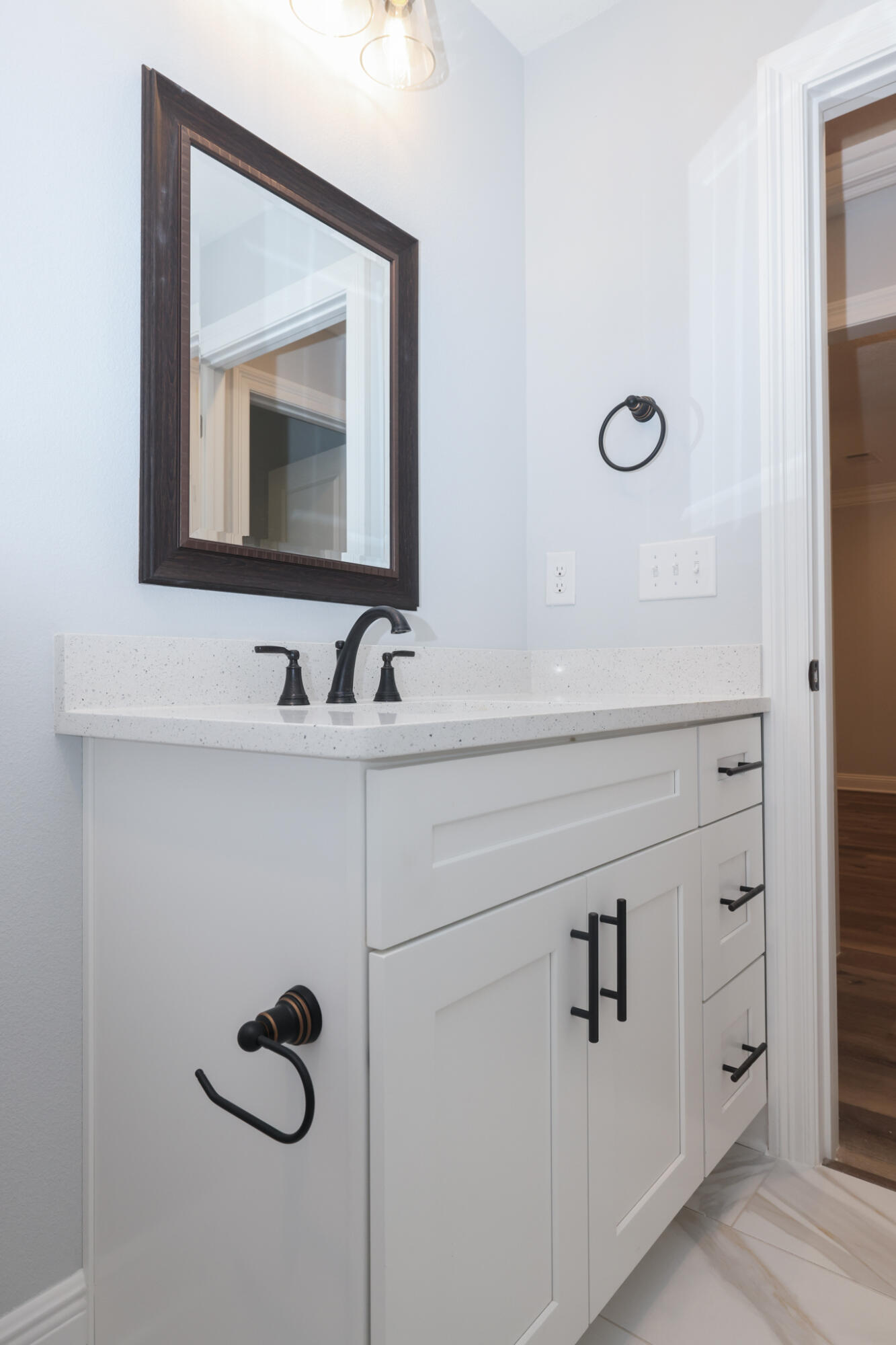 27-1S-22-1554-0000-002A - Residential