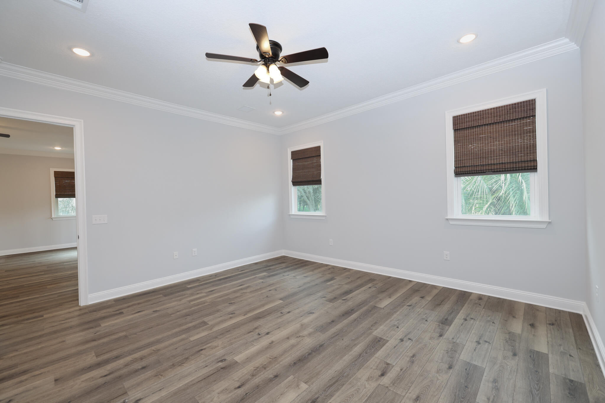 27-1S-22-1554-0000-002A - Residential