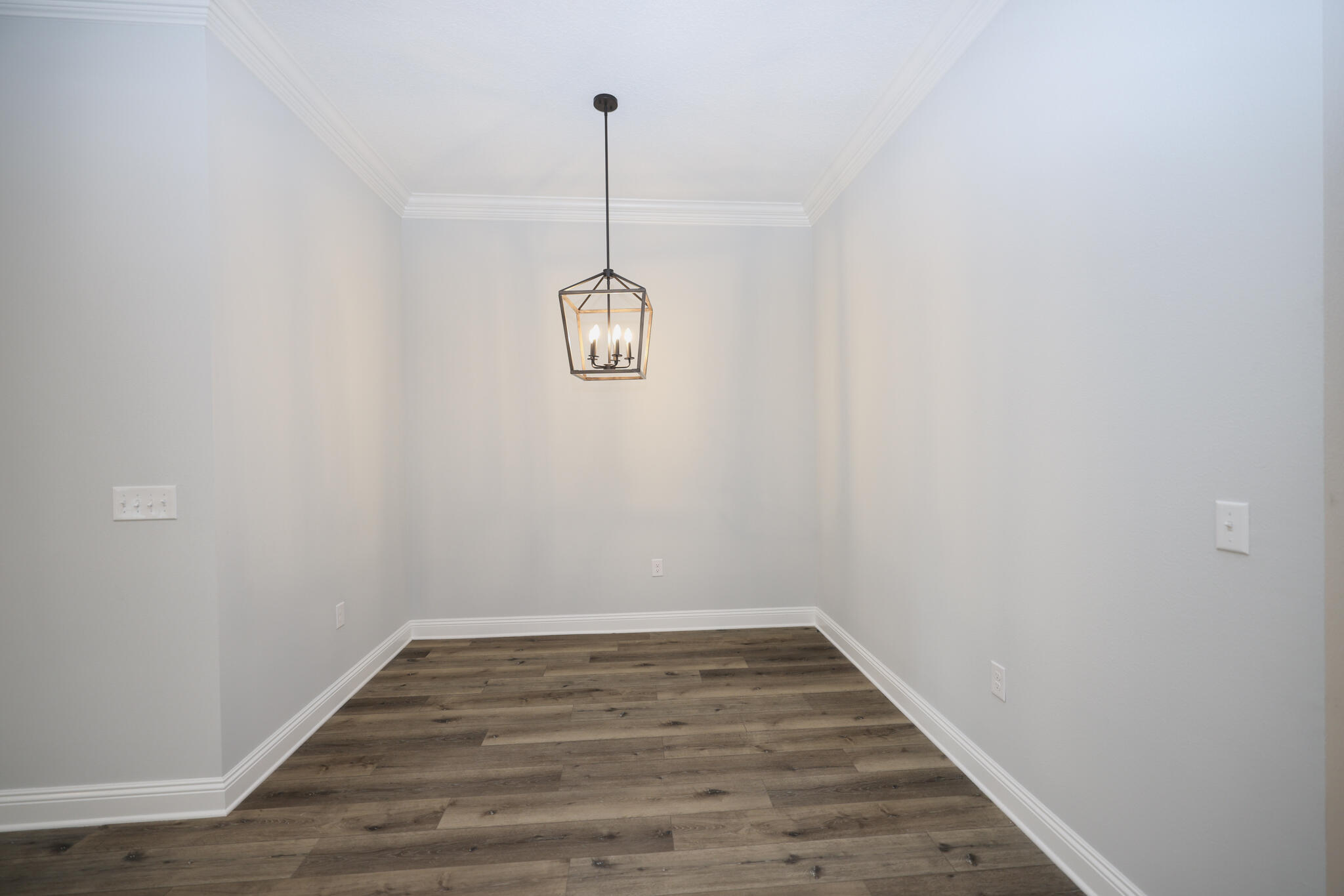 27-1S-22-1554-0000-002A - Residential