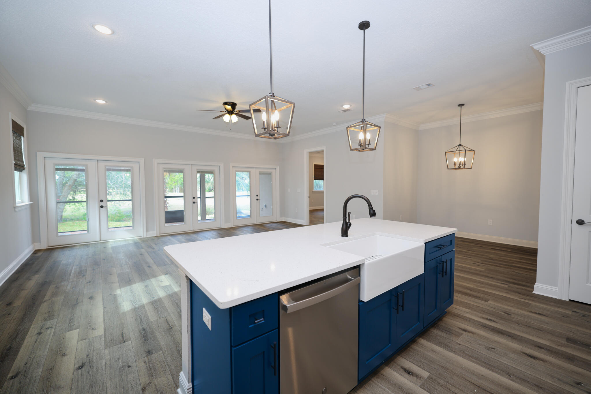 27-1S-22-1554-0000-002A - Residential