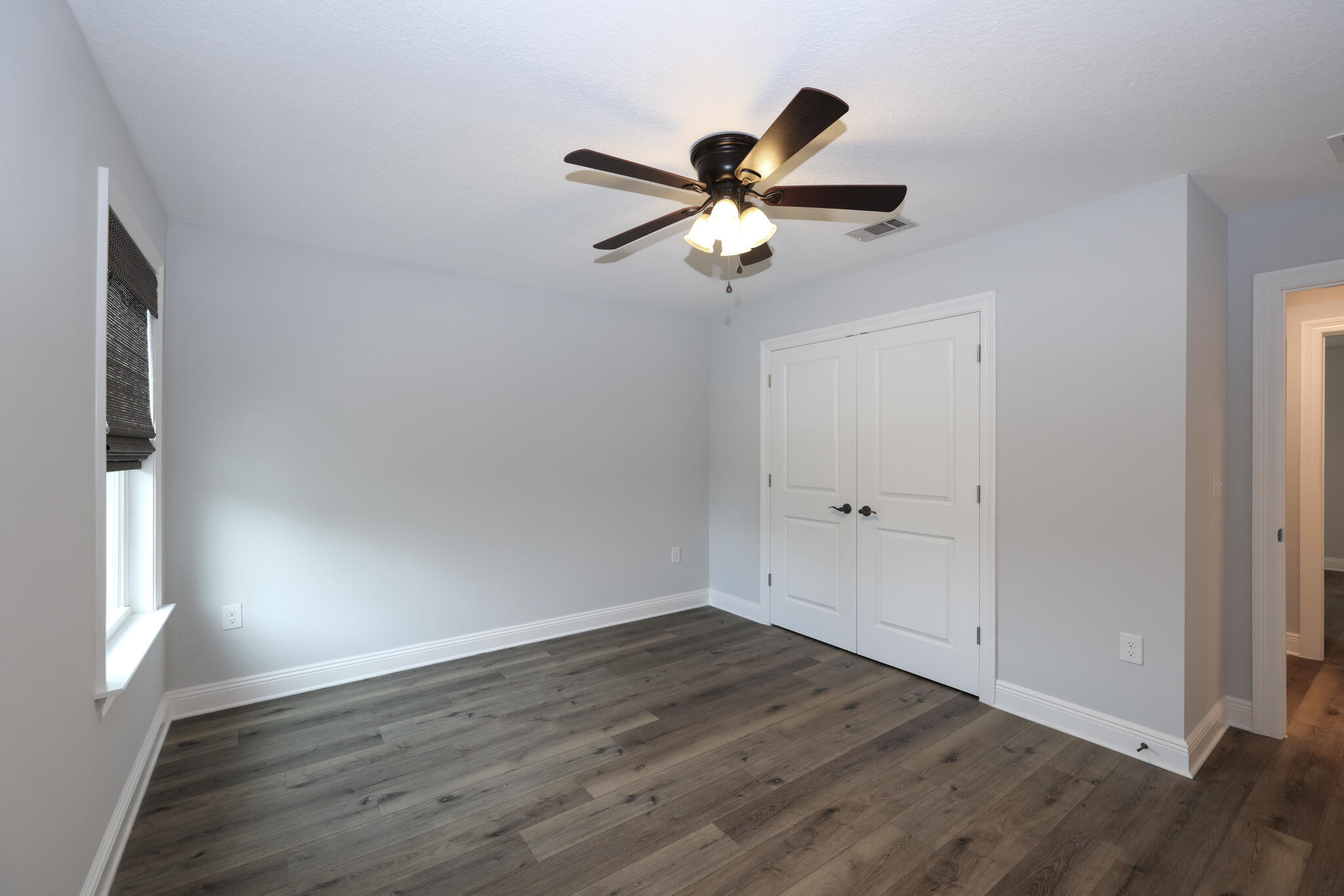 27-1S-22-1554-0000-002A - Residential