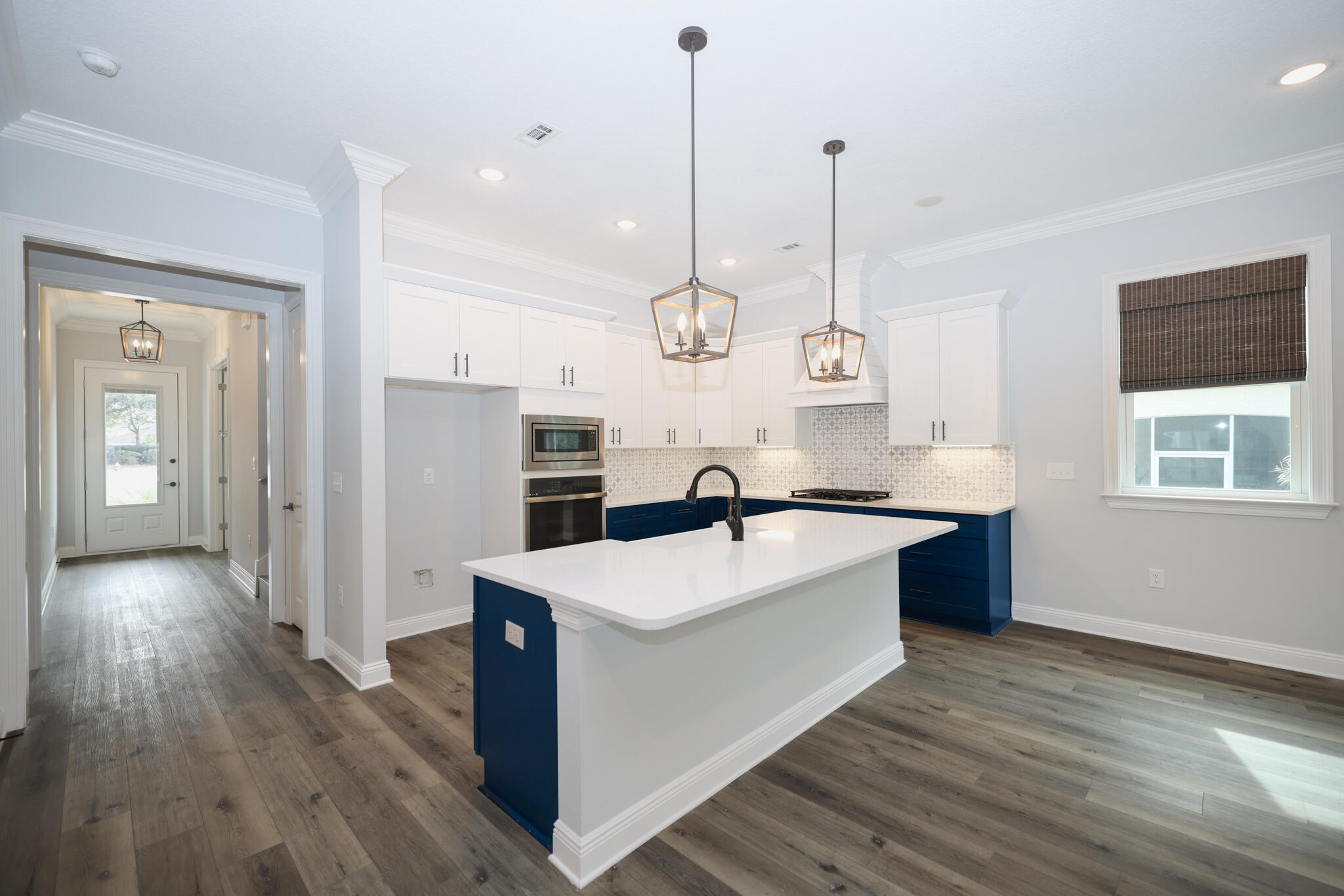 27-1S-22-1554-0000-002A - Residential