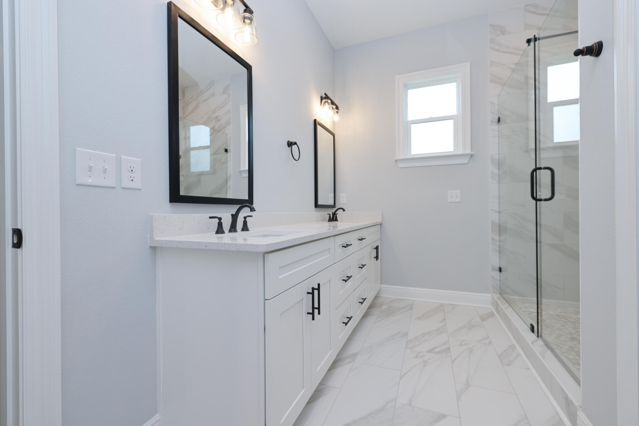 27-1S-22-1554-0000-002A - Residential