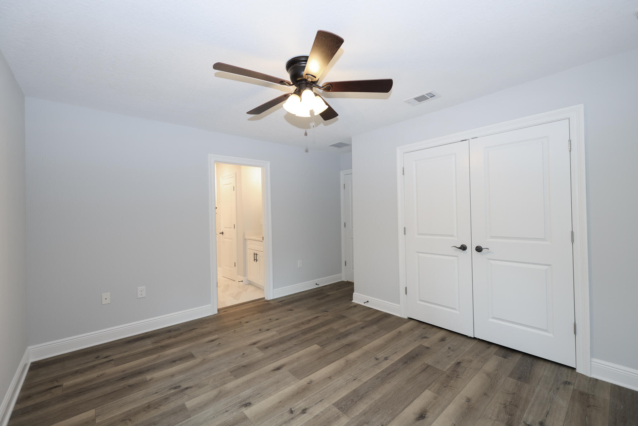 27-1S-22-1554-0000-002A - Residential