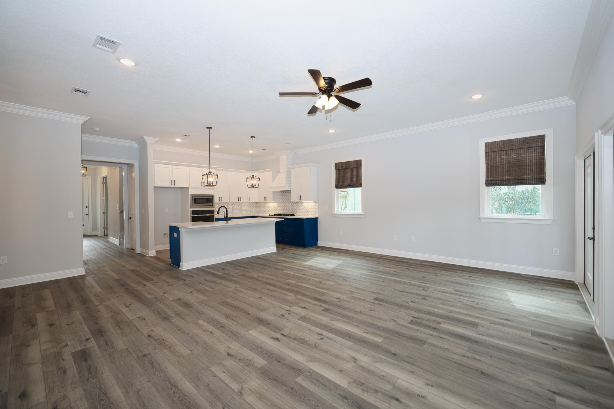 27-1S-22-1554-0000-002A - Residential