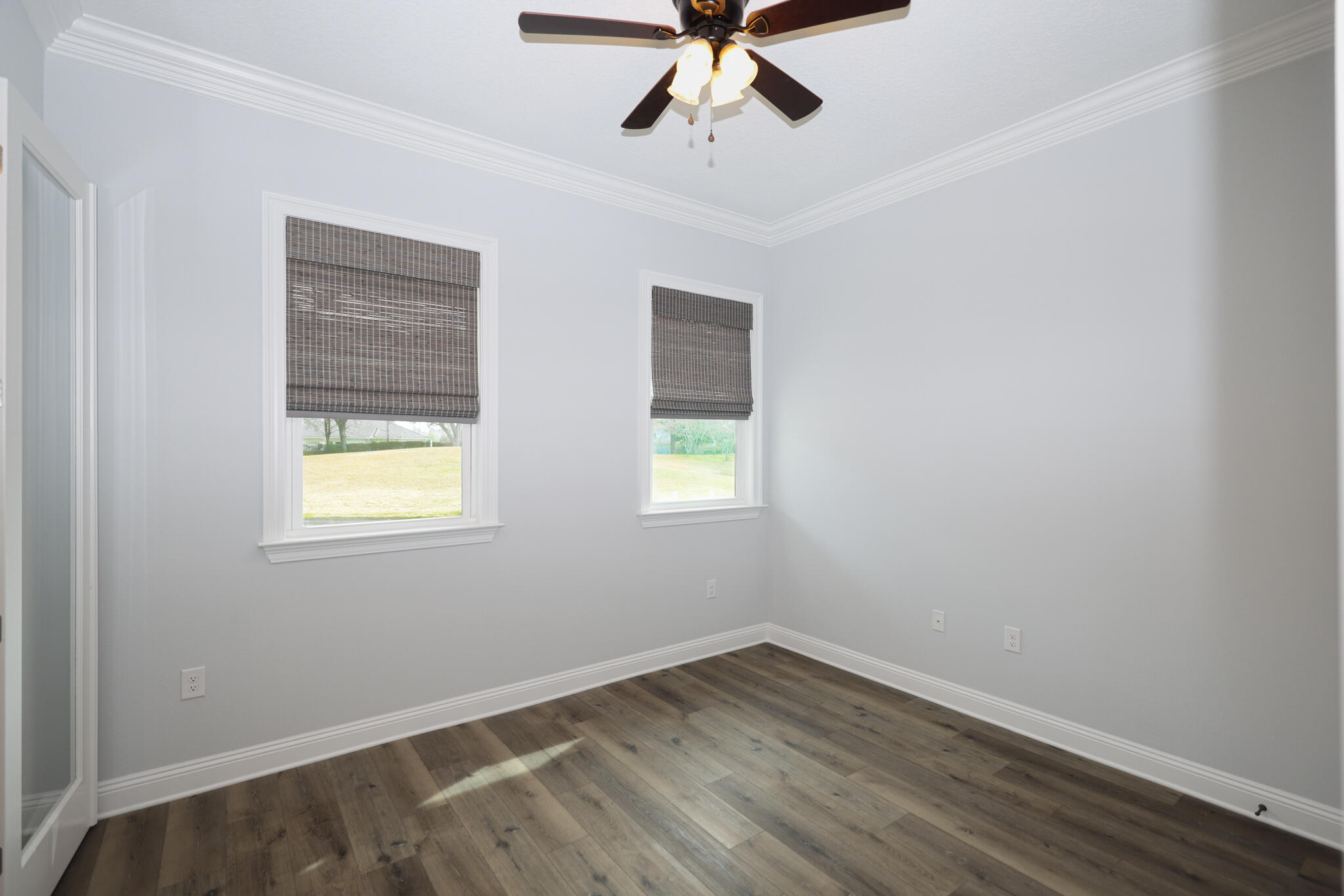 27-1S-22-1554-0000-002A - Residential