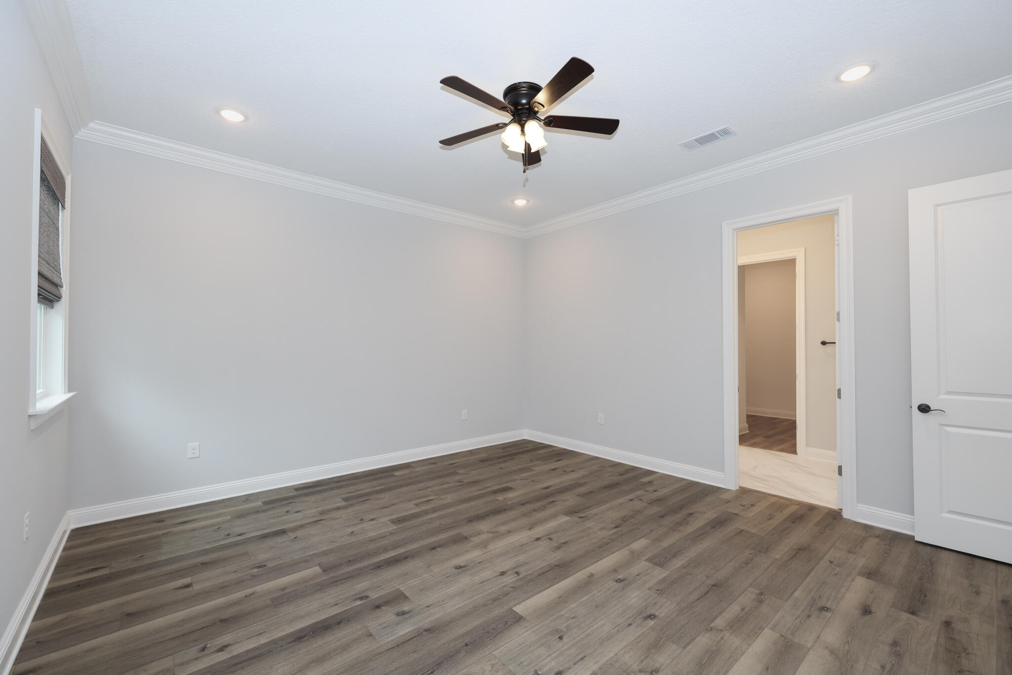 27-1S-22-1554-0000-002A - Residential