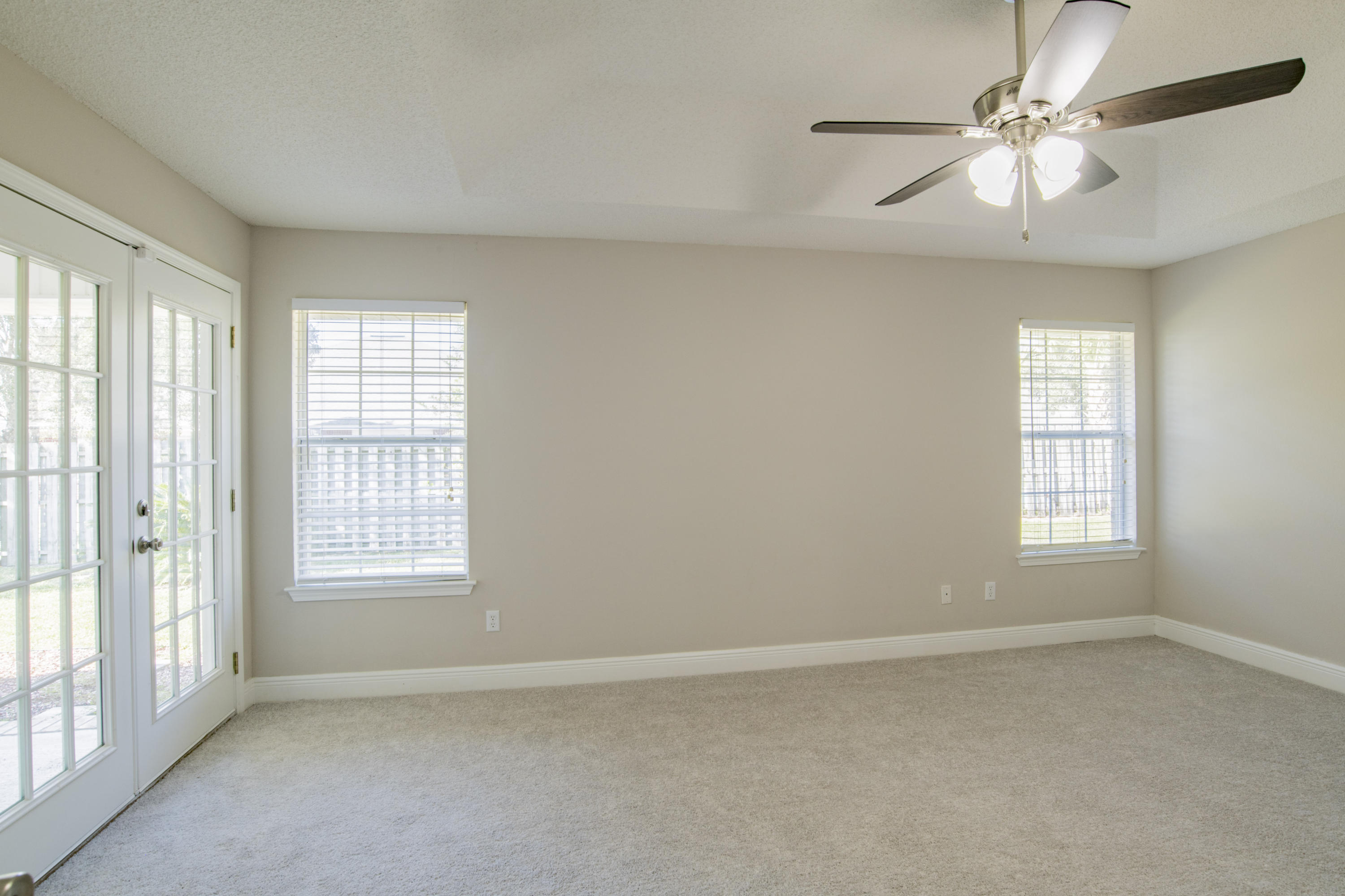 WOODLAWN HEIGHTS - Residential