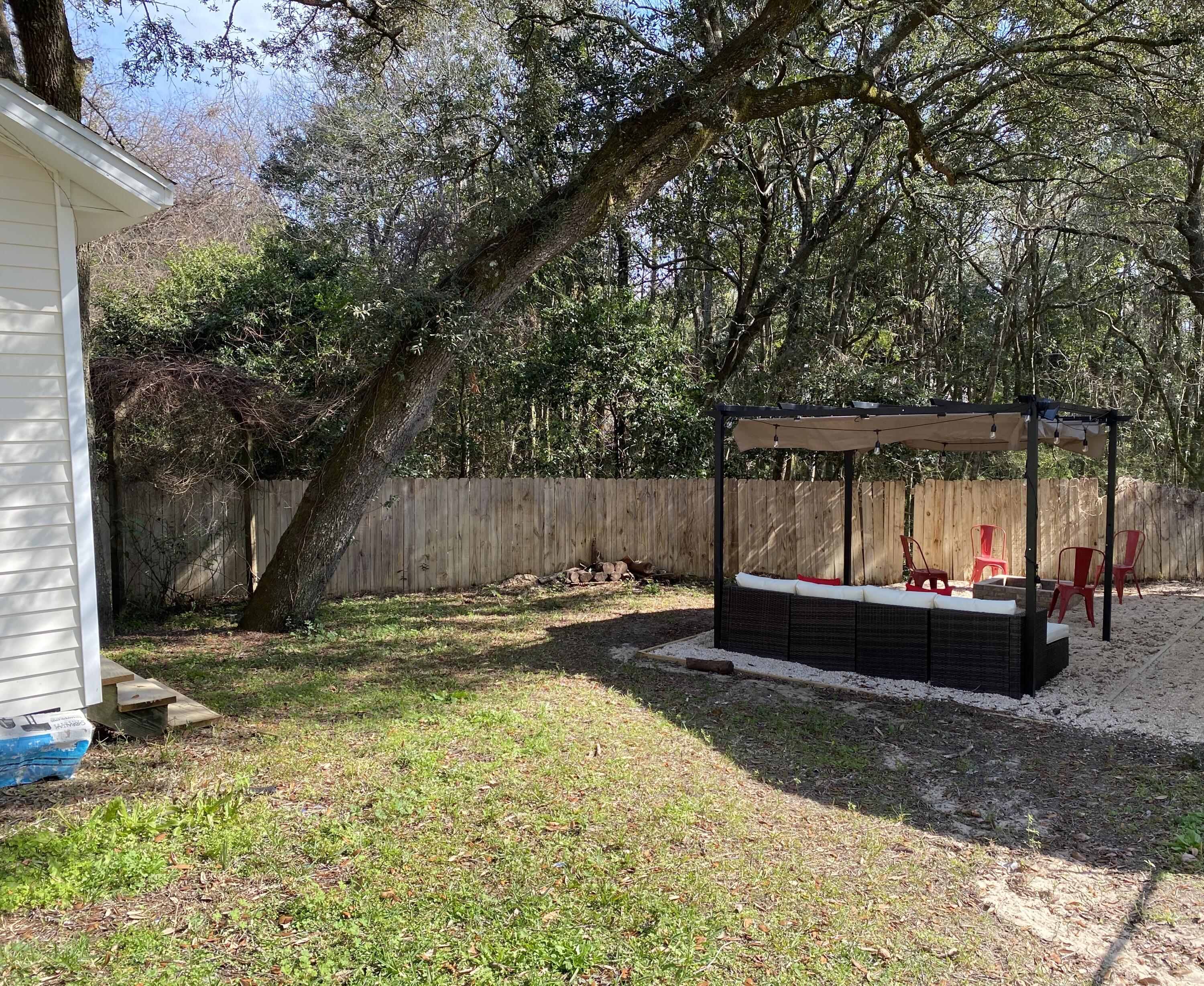 HELMS & ALLEN - Residential